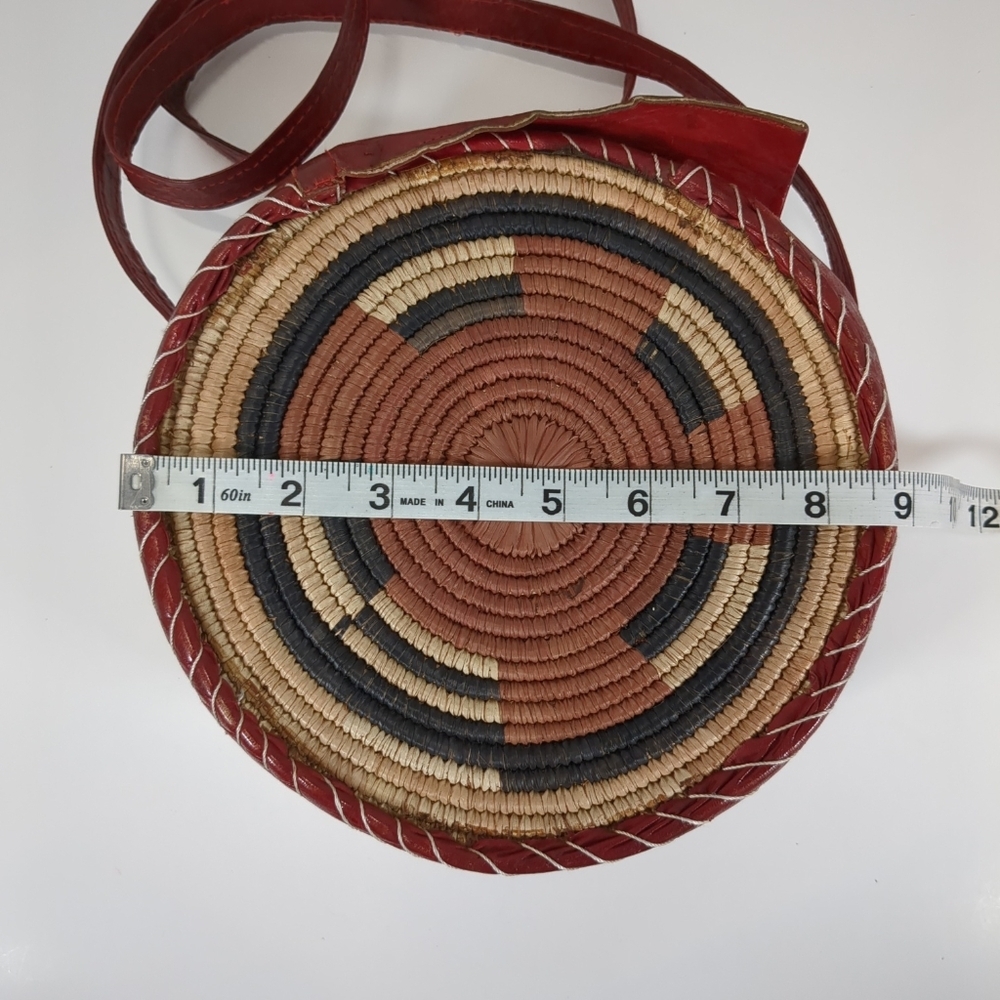 Leather Round Woven Shoulder Purse - Picture 3 of 11